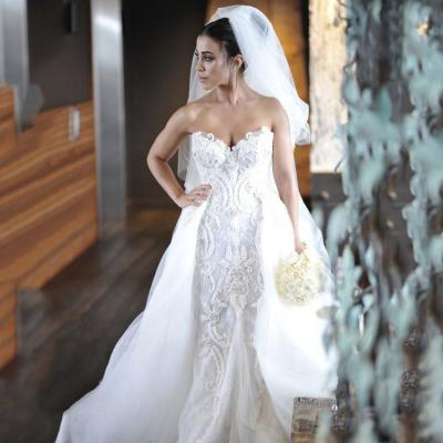 China Anti-Static Hot Sale White Color Bride Dresses Short Sleeves Plus Size Mermaid Wedding Dress Gown With Long Train for sale