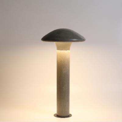 China Hot Selling Modern Garden Simple Design Mushroom Decoration For Garden IP65 Outdoor Garden Light for sale