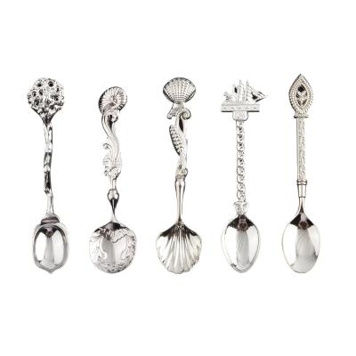 China YiJia Zakka Sustainable European Classic Retro Bronze Metal Alloy Spoon Dessert Teaspoon Shells, Veils, Conch Shaped Spoons for sale