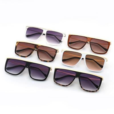 China Luxury Rectangle Metal Sunglasses Flat Surface Eyebrow Street Sunglasses Fashionable Modern Charm Retro Flat Photography for sale