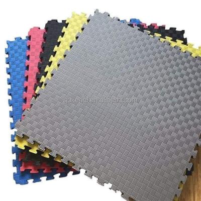 China Reversible Sports Mat Eva Foam Puzzle Woodgrain Flooring Karate Evafloor Mats Eco-friendly for sale