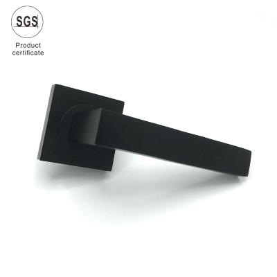 China Simple Design Modern Interior Cast Aluminum Alloy Lever Black Square Door Handle for sale