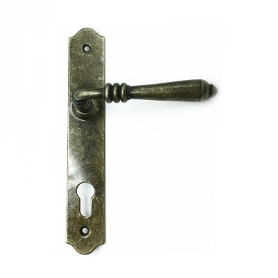 China Modern European Design Cast Iron Luxury Exterior Rustic Door Handle for sale