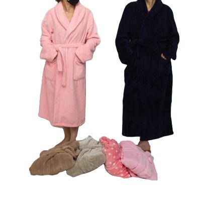 China Custom Women's Soft Flannel Fleece Couples Bathrobe QUICK DRY For Winter for sale