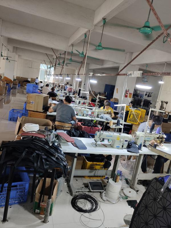 Verified China supplier - Guangzhou Baiyun District Sanyuanli Liuguiyuan Leather Goods Firm