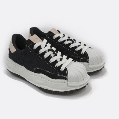 China Fashion trend factory wholesale many style cheap sports white men casual shoes walking skate shoes for sale