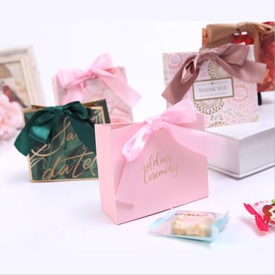 China Recyclable Hot Sale Cute Cookie Packaging Paper Bags Luxury Gift Bags Wedding Candy Paper Packaging Bags for sale