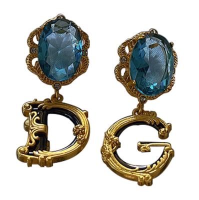 China Good quality CLASSIC wholesale earrings unique copper alloy ladies' brass earrings for sale