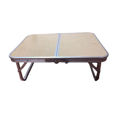 China Modern Portable Outdoor Stand Advertising Table 2 Fold Outdoor Dining Table for sale