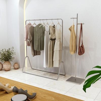 China (Size) Best Selling Products Adjustable Easy Assemble Traditional Shelf Rack Floor Standing Storage Hanger for sale