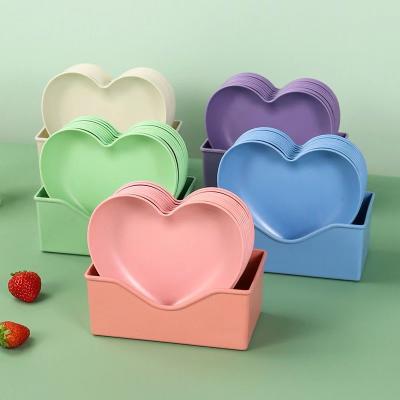 China Sustainable 10PCS Creative Love Heart Bone Dish Household Food Grade Plastic Spit Bone Dish Party Snack Dinner Dishes Camping Dinnerware for sale