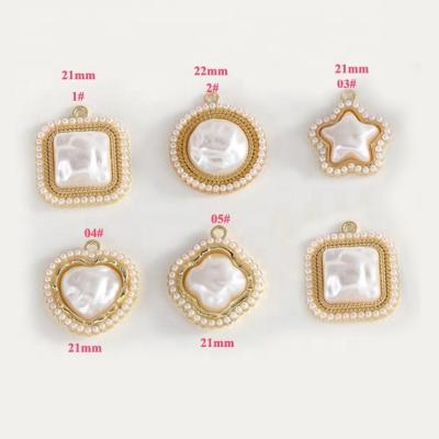 China CLASSIC Round Square Star Heart Shaped Necklace DIY Making Baroque Style Faux Pearl Charm Pendant for sale