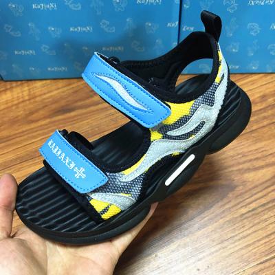 China 2020 Summer New Korean Children's Breathable Beach Shoes Non-slip Children's Sports Soft Bottom Sandals for sale