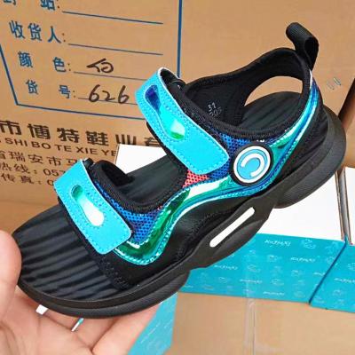 China 2020 Summer New Korean Children's Breathable Beach Shoes Non-slip Children's Sports Soft Bottom Sandals for sale