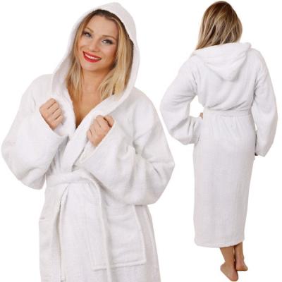 China 100% Breathable Terry Hooded Embroidery Cotton Luxury Hotel Adult Hotel Bathrobe for sale