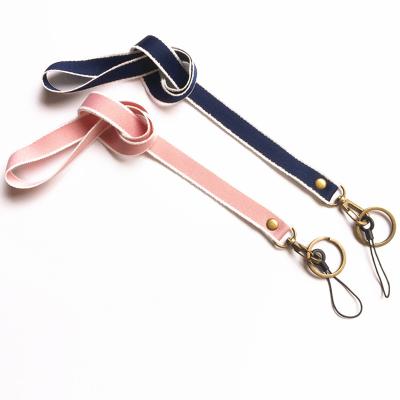 China Custom Fashiontable Promotion Gifts Logo Glitter Lanyard Key Neck Strap for sale