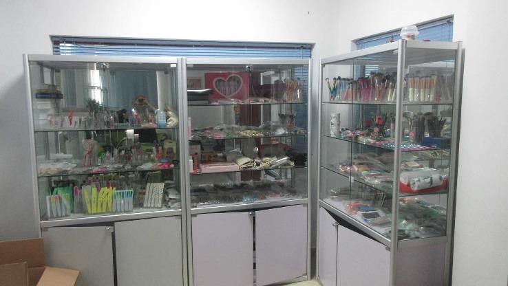 Verified China supplier - Shenzhen Xinyue Beauty Care Products Co., Ltd.