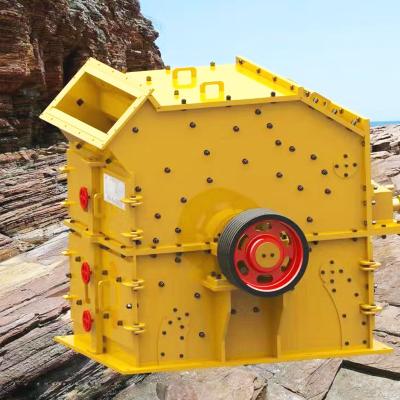 China 5-70mm Mesh Size Horizontal Impact Crusher Customizable Color With High Efficiency for sale