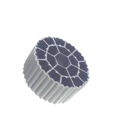 中国 Suspension Plastic Bio Balls Filter Media Plastic In India MBBR Filter Media 販売のため