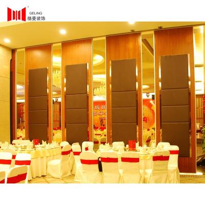 China Foldable Luxury Fashion 65mm Customized Acoustic Soundproof Movable Restaurant Room Partition for sale