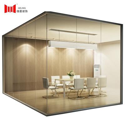 China Modern Edgeless Partition Wall Full Size 12mm Thickness Tempered Edgeless Glass Office Partition Wall for sale