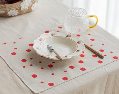 China Viable Create Classic Tablescapes Table Cloth Runners And Place Mats For Daily Dining for sale