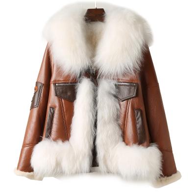 China High Quality Custom Made Windproof Crop Sheepskin Fur Jacket Leather Fur Coat For Women for sale