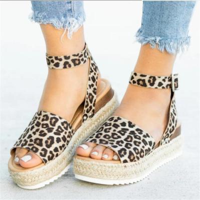 China Fashion Trend New Arrive Hot Sale Fashion Flat Sold Wedges Shoes Ladies Platform Women Sandals for sale