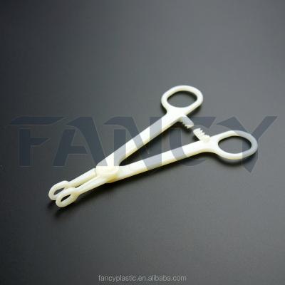 China Closed Wholesale Disposable plastic forester piercing forceps tattoo piercing forceps for sale