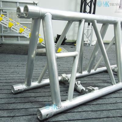 中国 High load Capacity Layer Truss 販売のため