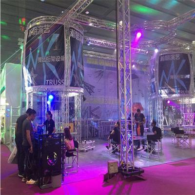 China Entertainment fold up stage Round Lighting Truss Lift Tower Truss spigot/ screw truss for sale