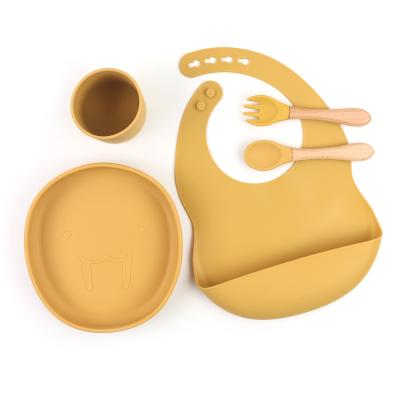 China Eco-Friendly Silicone Baby Suction Dish Baby Cup Baby Bib Fork And Spoon Mixing Set for sale