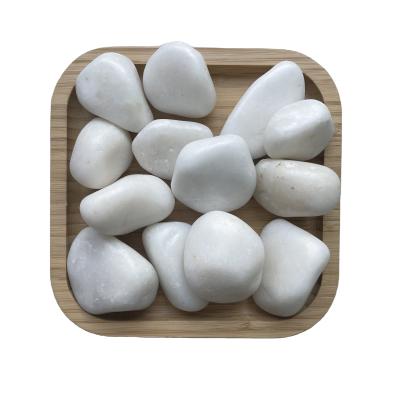 China Japanese Gardening Stone High Polished Snowy Tumbled White Pebble Stone for sale