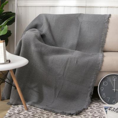 China High Quality Waterproof Single Style Gray Organic Cotton Large Woven Waffle Throw Blanket for sale