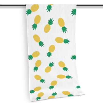 China Compressed Quick Production Pineapple Digital Printing Polyester Quick Dry Cotton Large Bath Towel for sale