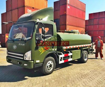 China 4,000 -6,000L 4x2 FAW water cart truck with sprinkling and spraying function for sale