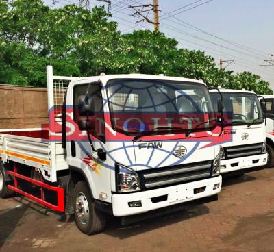 China 7 Tons Cargo Transport Truck Euro 5 Emission Europe Standard CUMMINS Engine for sale