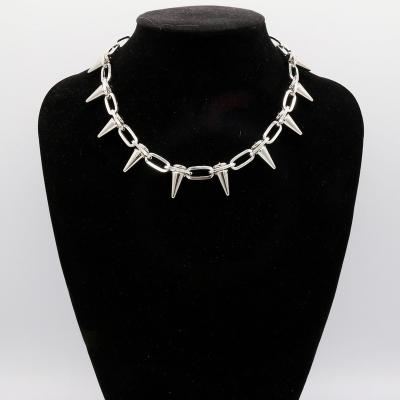 China Retro Punk Hip Hop Necklace Exaggerated Rivet Collar Bullet Collar Punk Acute Clavicle Chain for sale