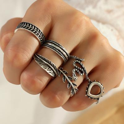 China Wholesale Snake Ring Women Knuckle Rings Vintage Fashion Geometry Leaf Heart Set For Women for sale