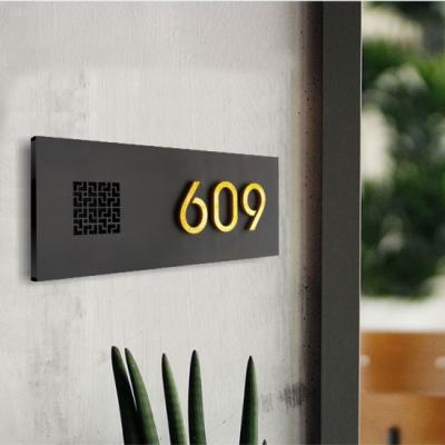 China Modern Hollow Wild Cat 3D House Number Golden Door OEM/ODM Plaques Acrylic House Number Customization for sale