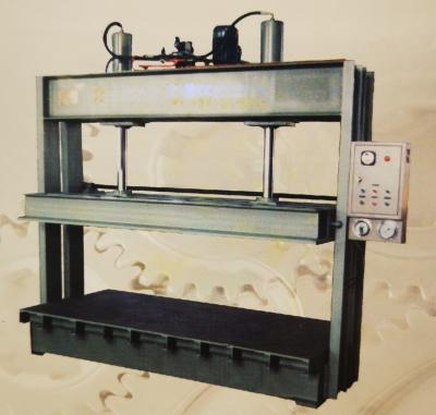 China Feste Struktur-Holzbearbeitungs-Presse-Maschinen-hydraulische heiße Presse-Maschine zu verkaufen