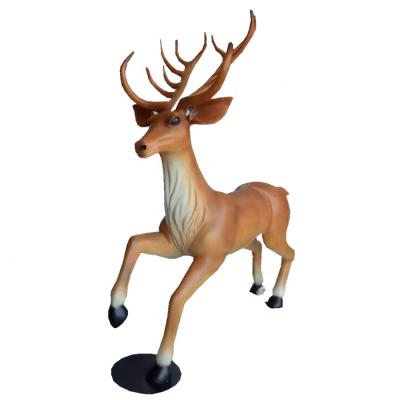 China Factory Wholesale New Decorative Large Christmas Day Christmas Deer Decoration Christmas Reindeer For Shopping Mall for sale