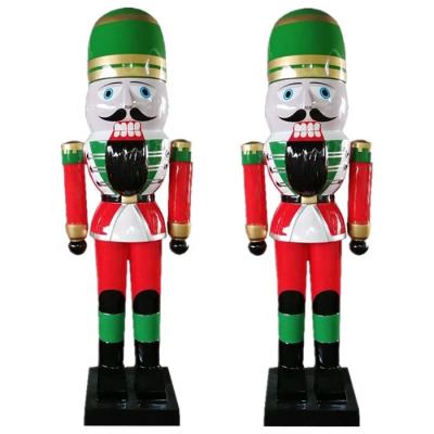 China Large Size Christmas Day Decorative Outdoor Fiberglass Christmas Soldier Nutcracker Decoration for sale