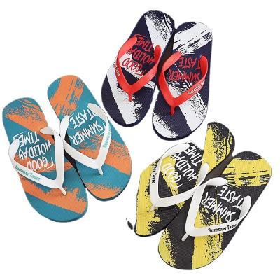 China Fashion Trend Hiphop Style Printed Outdoor Beach Slip Resistant Comfortable Cool Men Thong Slippers Slip On Flip Flops for sale