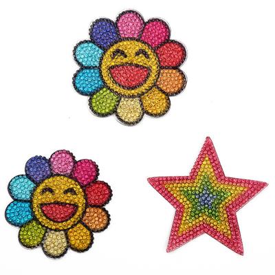 China Hot Selling Flatback Star Rhinestone Applique Sun Flower Rhinestone Heat Transfer Sticker for sale