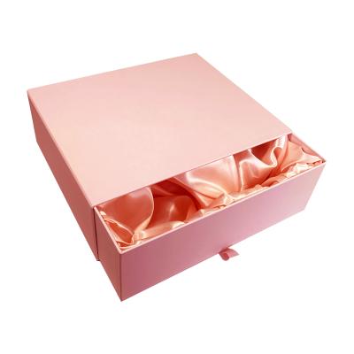 China Reused Luxury Material Design Pink Wig Box Logo Hair Packaging Paper Cardboard Custom Drawer Box With Satin Inside for sale