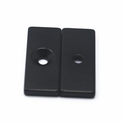 China Industrial Magnet OEM China Factory Price Promotional Neodymium Magnet Hole for sale