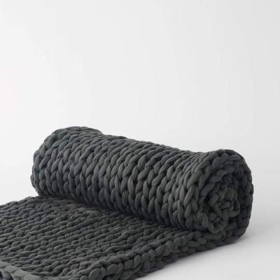 China Handmade High Quality Chunky Yarn Knitted Weighted Therapy Blanket for sale