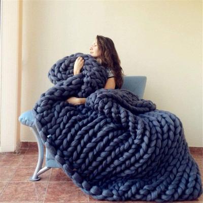 China Wearable Handmade Luxury Cotton Throw Bulky Blanket , Knit Bulky Blanket for sale