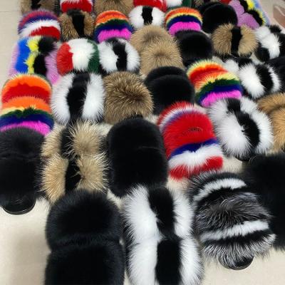 China Fashion trend fashion and high quality logo fur slides large fully fox fur slippers big fur slides for sale